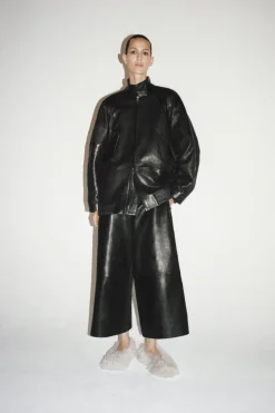 COS THE LEATHER BARREL-LEG CULOTTES-Women Pants