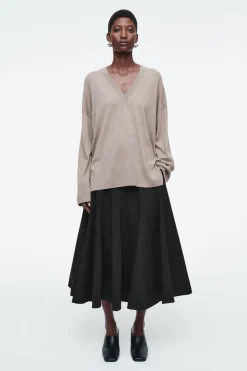 COS V-NECK MERINO WOOL SWEATER-Women Tops | Sweaters & Cardigans