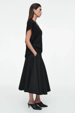 COS V-NECK MERINO WOOL TANK-Women Tops | Sweaters & Cardigans