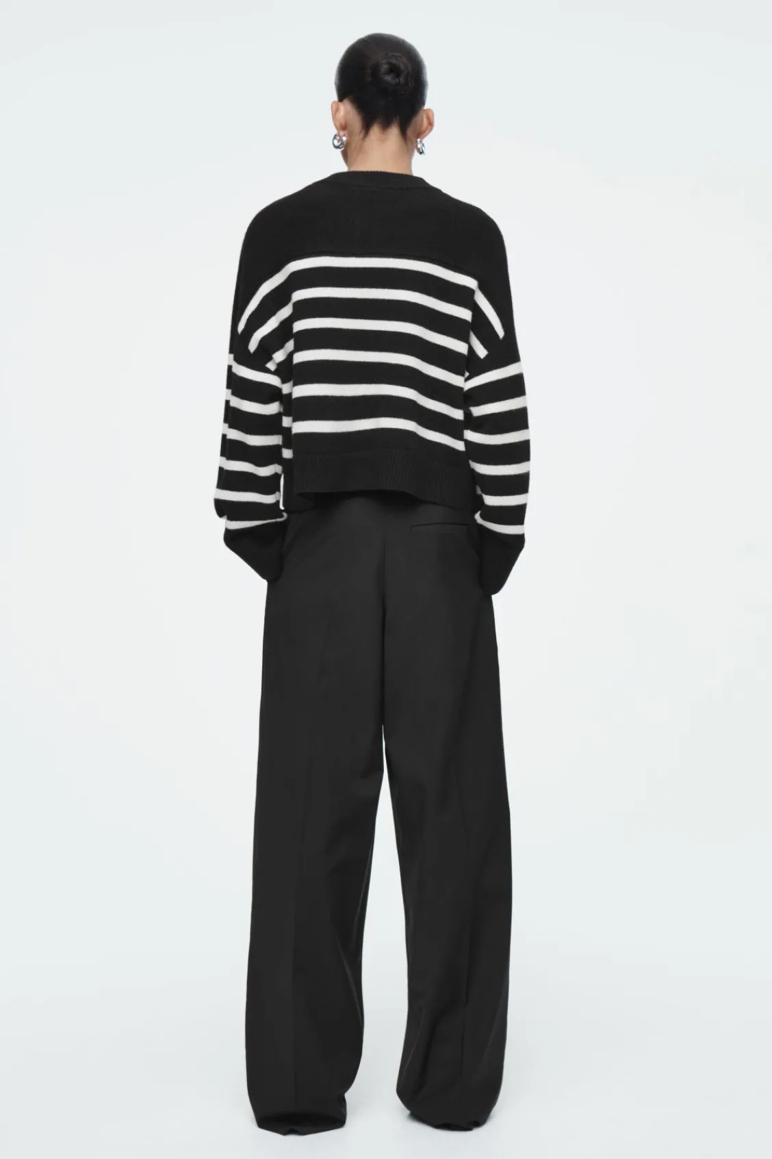 COS WOOL CREW-NECK CARDIGAN-Women Sweaters & Cardigans