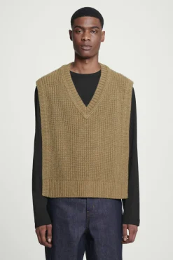COS WOOL-CASHMERE V-NECK HYBRID TANK- Cashmere | Sweaters & Cardigans