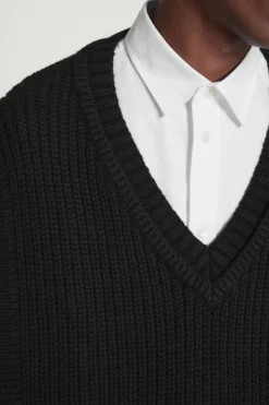 COS WOOL-CASHMERE V-NECK HYBRID TANK- Cashmere | Sweaters & Cardigans