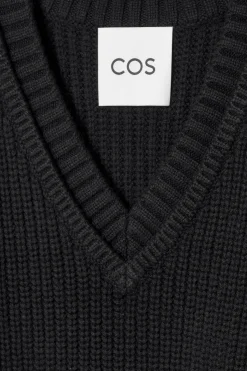 COS WOOL-CASHMERE V-NECK HYBRID TANK- Cashmere | Sweaters & Cardigans
