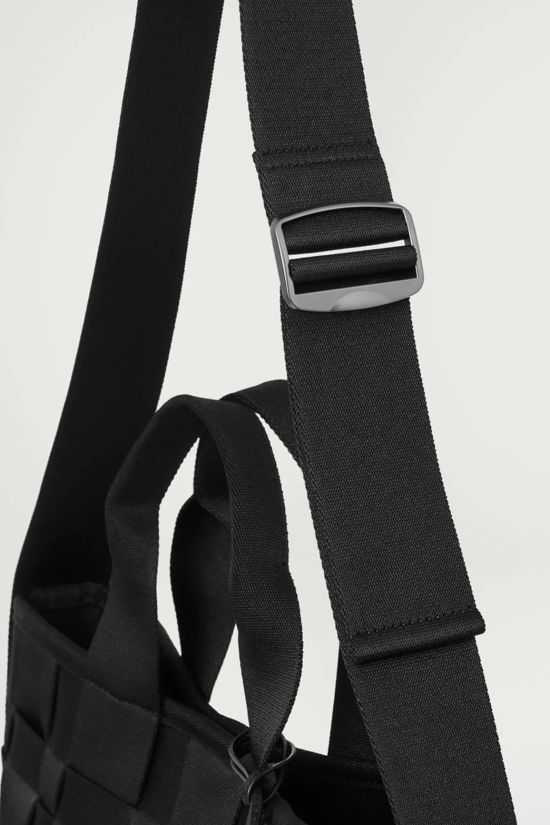 COS WOVEN TOTE - WEBBING- Bags & Wallets